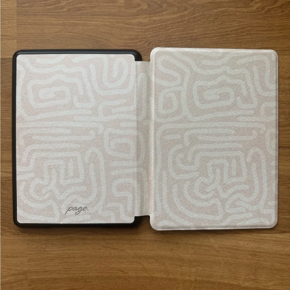 Kindle Case Paperwhite 11th Generation Case - Tilt-A-Swirl